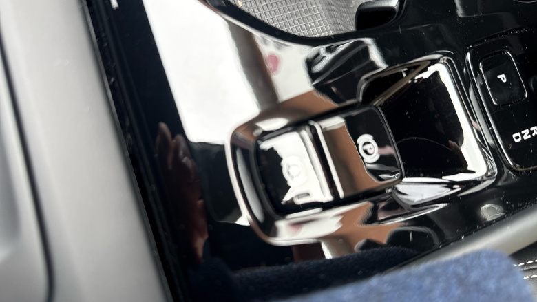 Volvo XC40 2.0 B3P Plus Black Edition 5dr Auto Petrol Estate